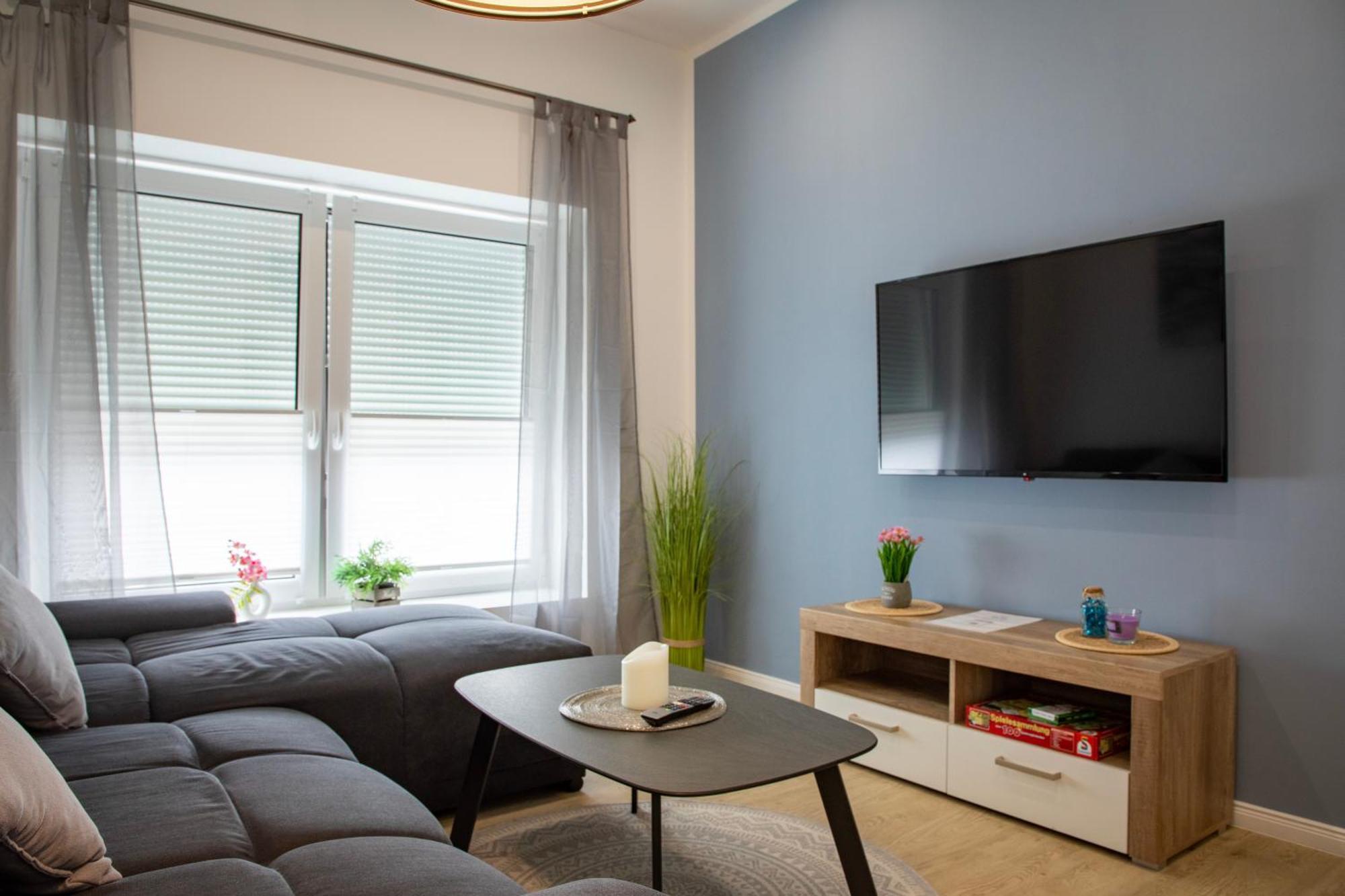 Hannibal - Design Lilie 2, Vw Naehe, Parkplatz, Kueche, Highspeed-wlan, Fitness, Solarium Apartment Wolfsburg
